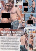 Michelle Hunziker stupenda in mini bikini incinta in Versilia