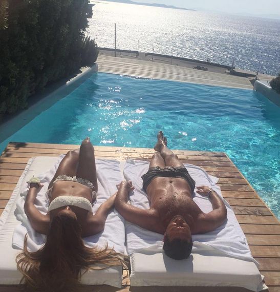 Alessandra de Angelis e Emanuele d'Avanzo in vacanza a Mykonos