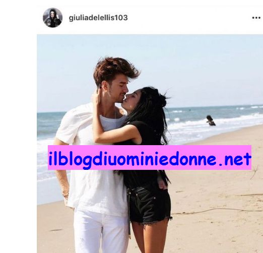 Giulia de Lellis e Andrea Damante foto al mare