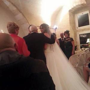 Foto di Aldo Palmeri e Alessia Cammarota a Camemi dopo matrimonio