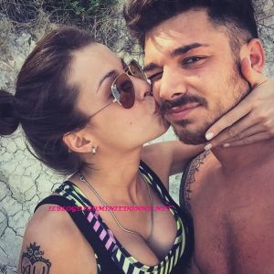 Foto di Andrea Cerioli e Valentina Rapisarda in vacanza ad Ancona